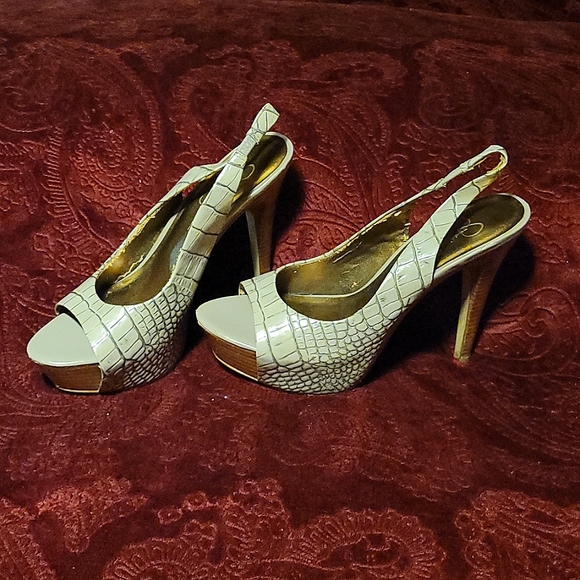 ๐ Jessica Simpson Size 8 Alligator Print High Heels - Picture 1 of 13